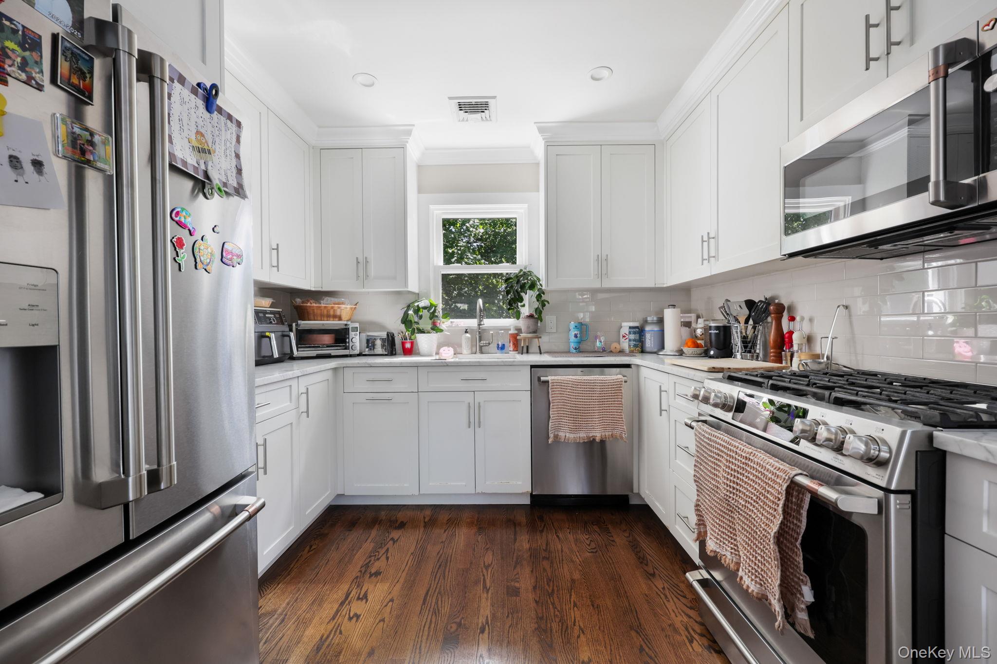 115 Calvert Street, Harrison, NY 10528