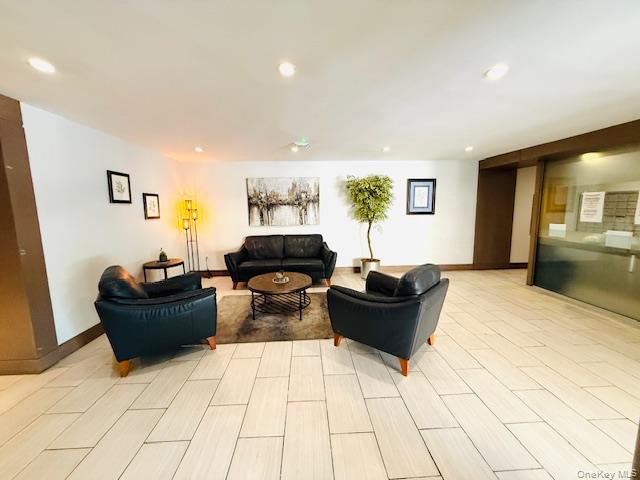 505 Central Avenue # 329, White Plains, NY 10606