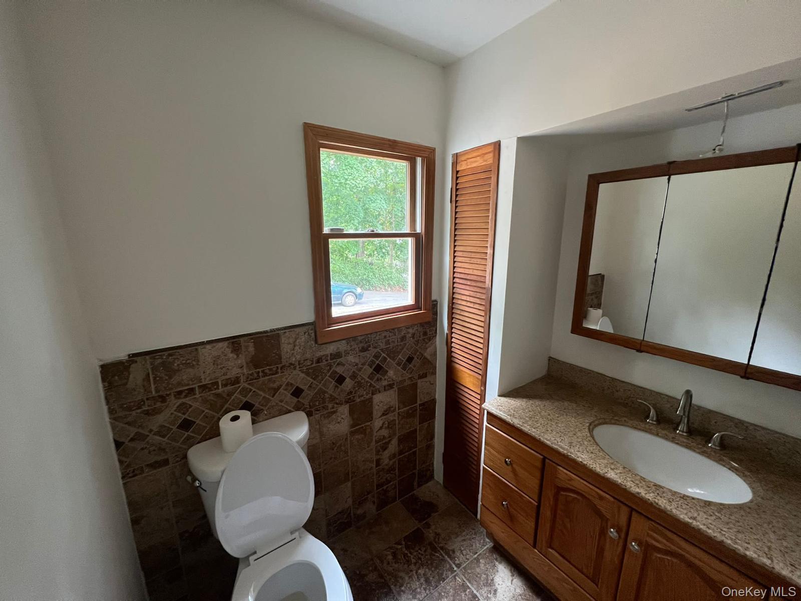 62 Deer Trail S, Greenwood Lake, NY 10925