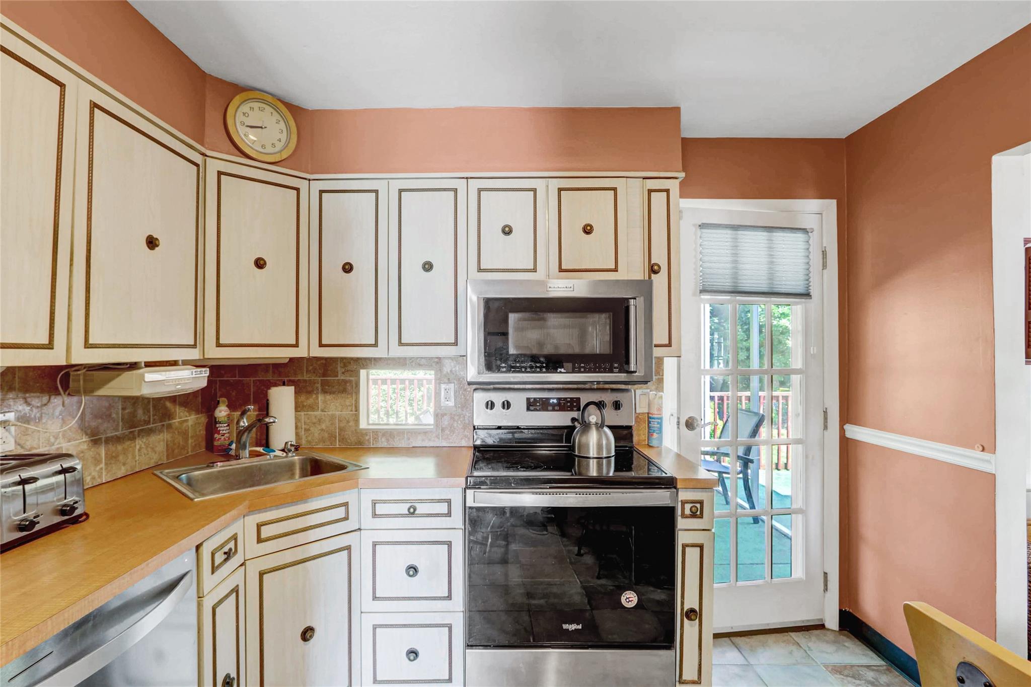 57 Elizabeth Drive, Bethpage, NY 11714