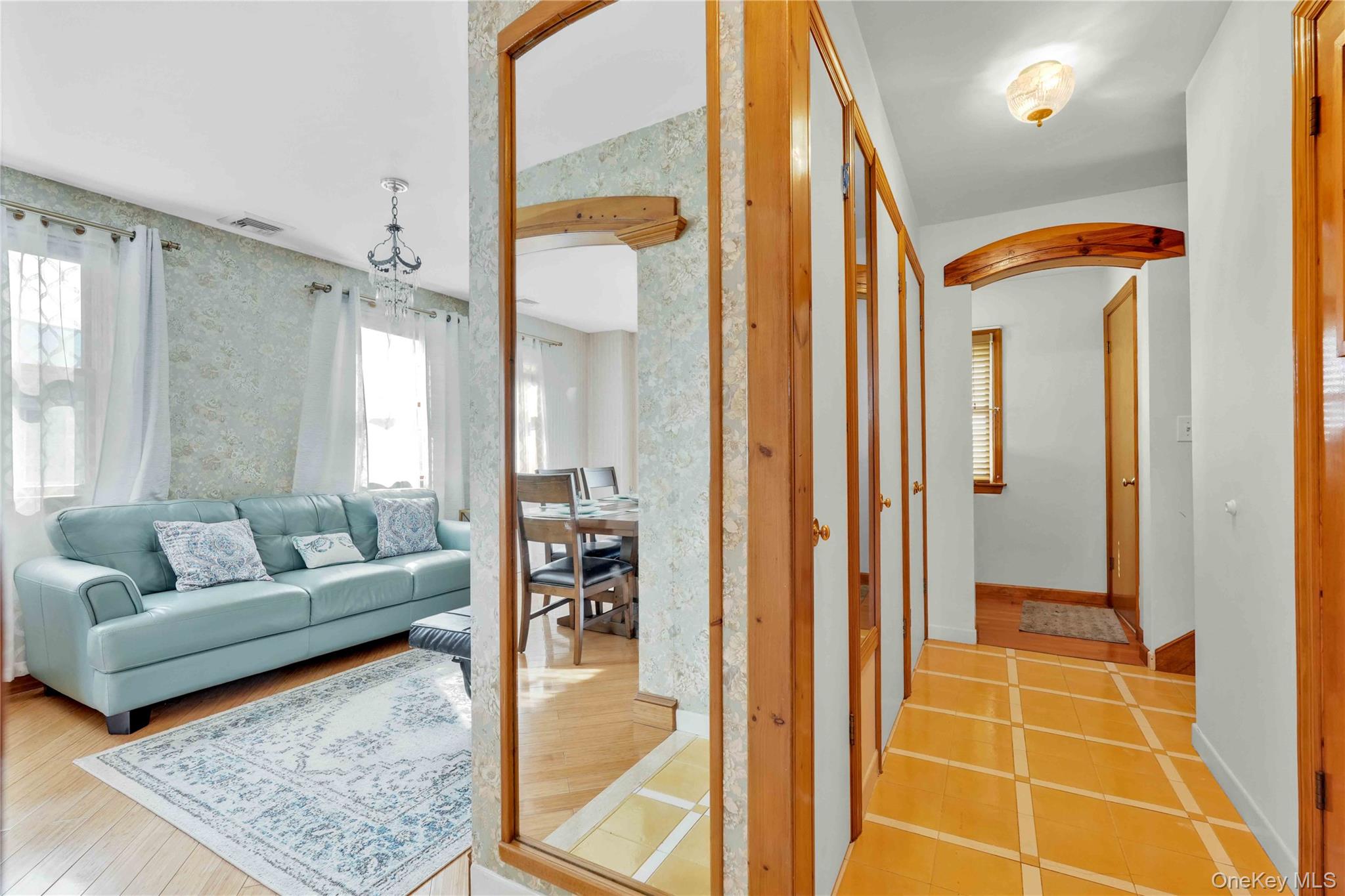 15579 Bayview Avenue, Rosedale, NY 11422