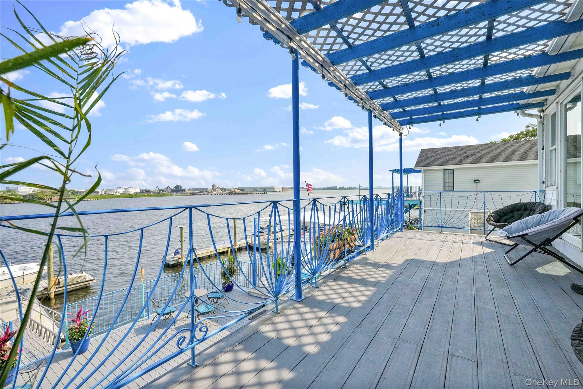 15579 Bayview Avenue, Rosedale, NY 11422