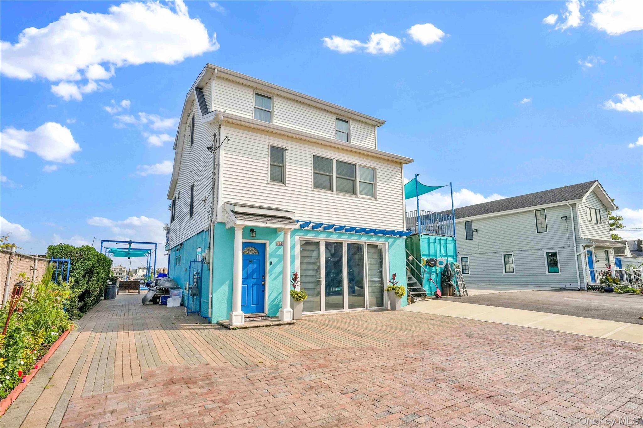 15579 Bayview Avenue, Rosedale, NY 11422