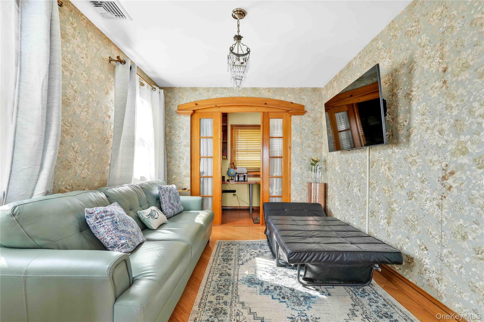 15579 Bayview Avenue, Rosedale, NY 11422