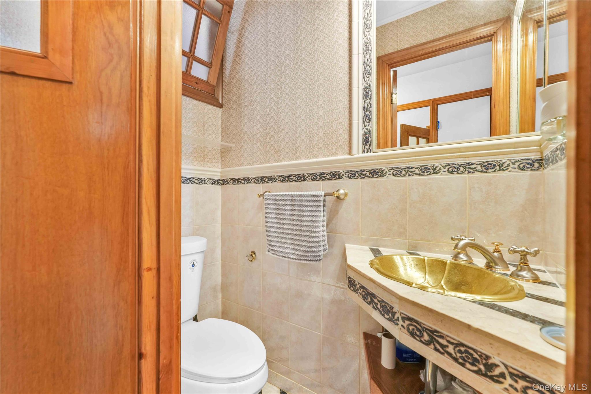 15579 Bayview Avenue, Rosedale, NY 11422