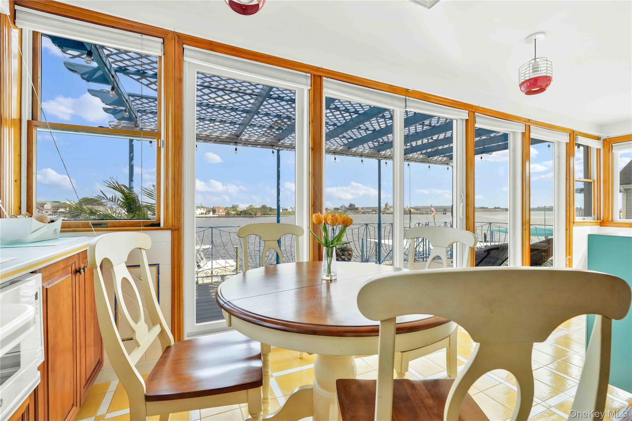 15579 Bayview Avenue, Rosedale, NY 11422