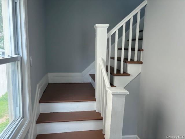 110 Woodside Avenue, Freeport, NY 11520