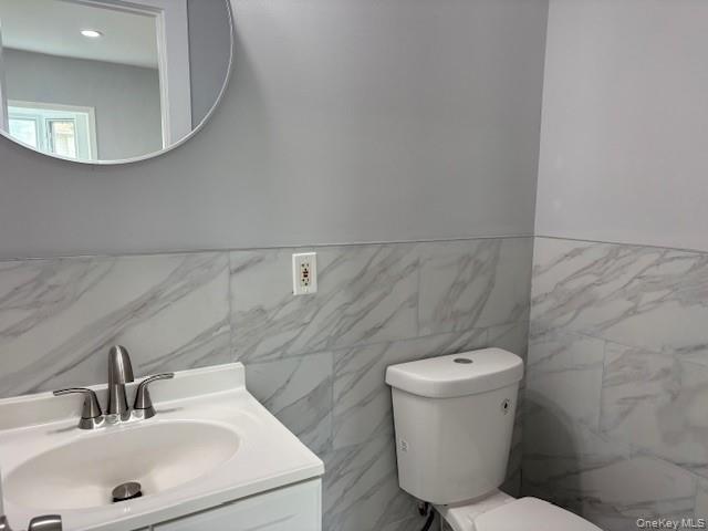 110 Woodside Avenue, Freeport, NY 11520