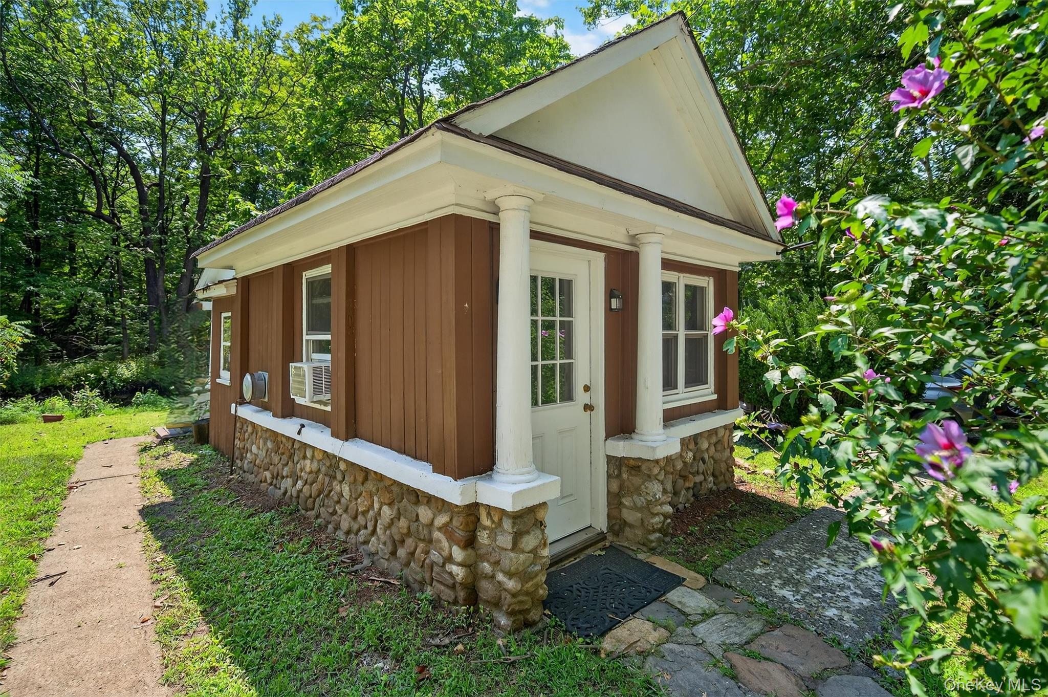 36 Seven Lakes Drive, Sloatsburg, NY 10974