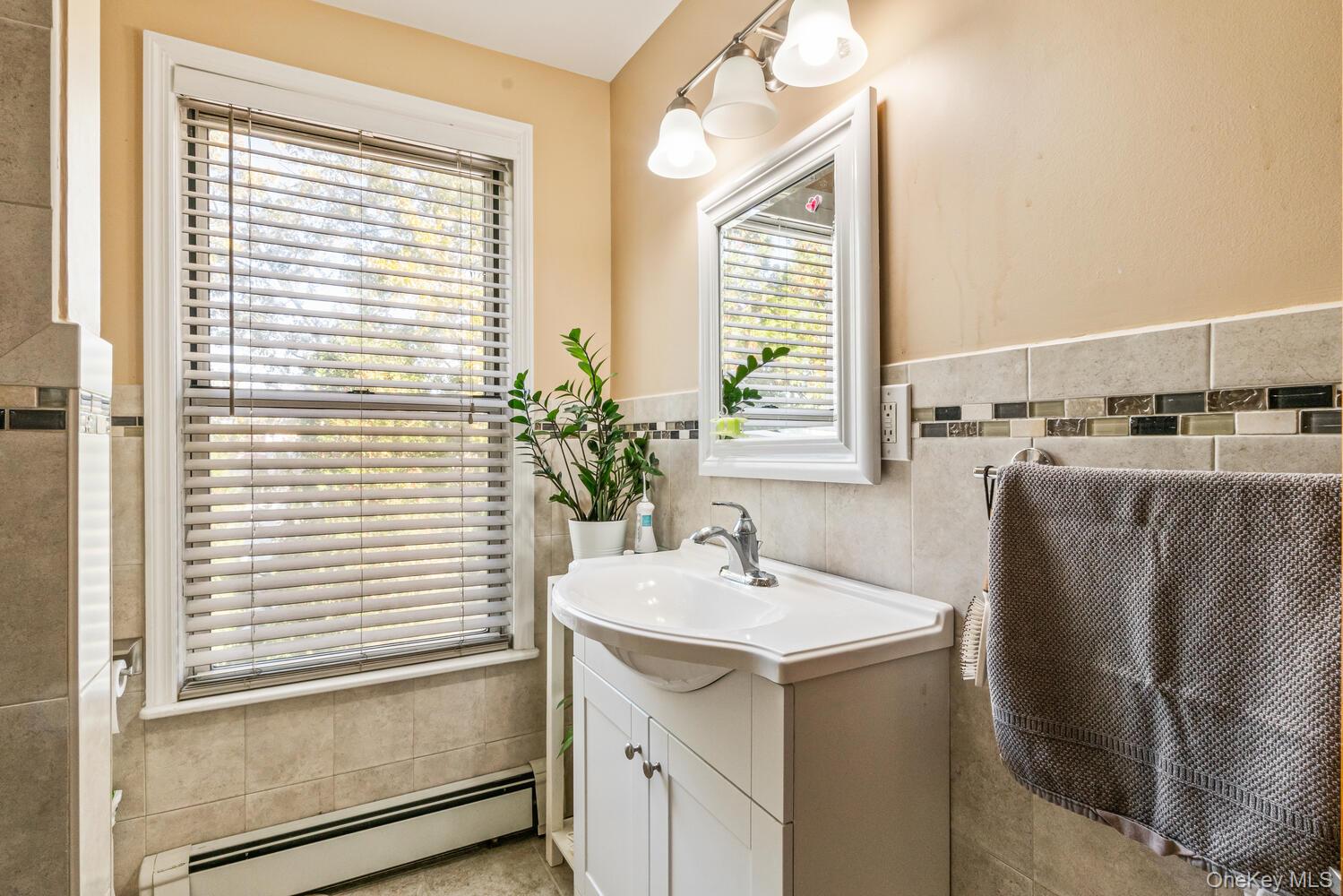 44-06 Jessie Court, Little Neck, NY 11363