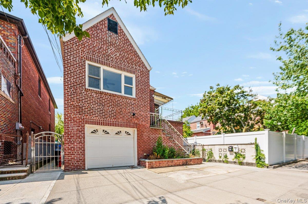 1861 Hering Avenue, Bronx, NY 10461