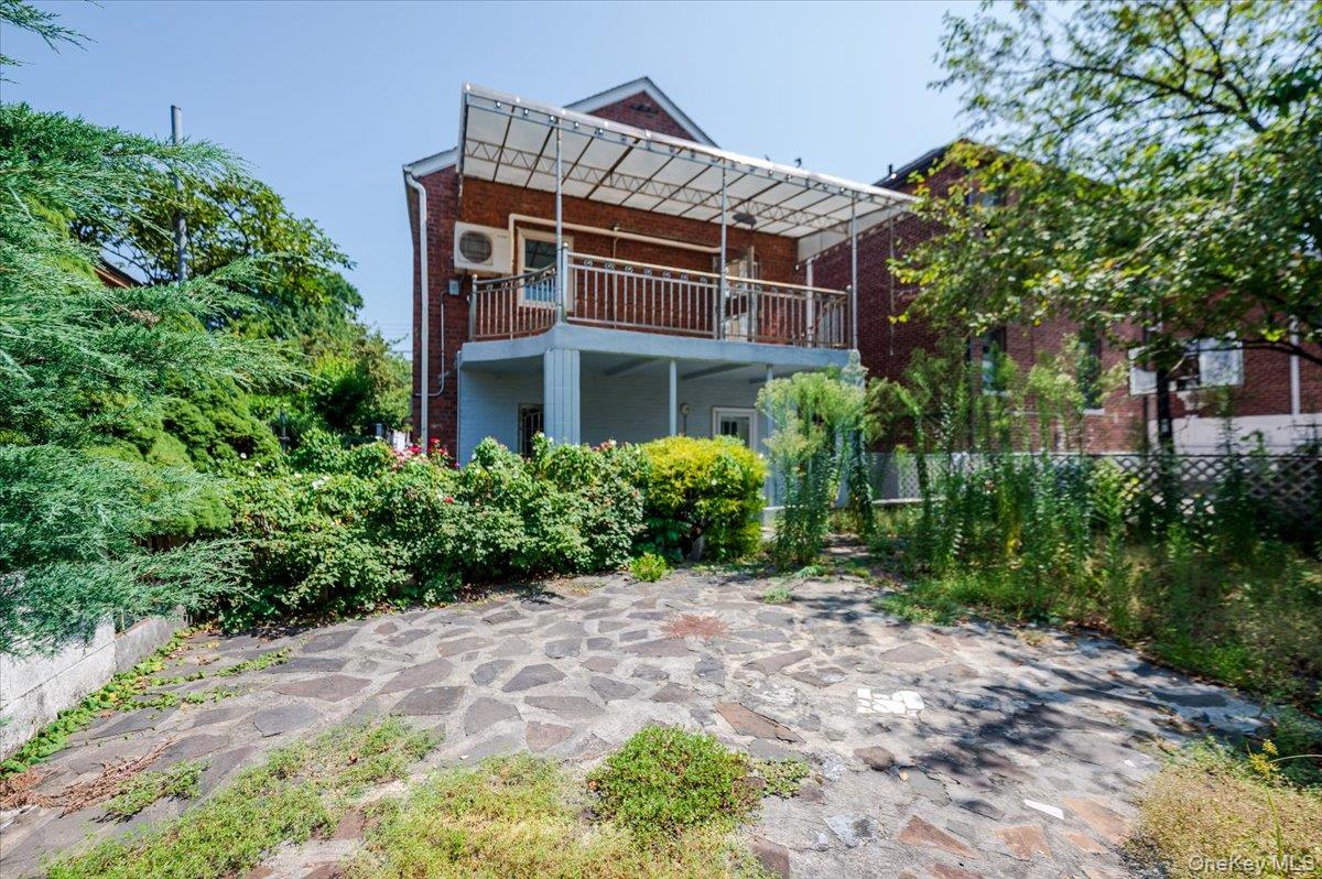 1861 Hering Avenue, Bronx, NY 10461