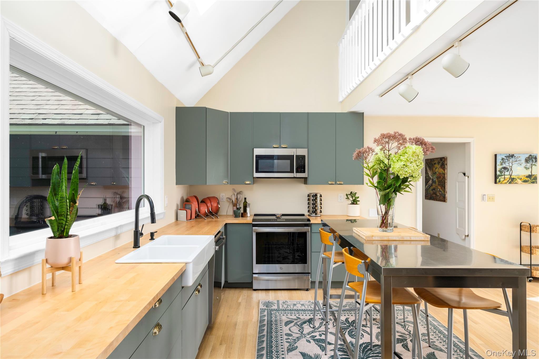 35 Garrison Woods Road, Garrison, NY 10524