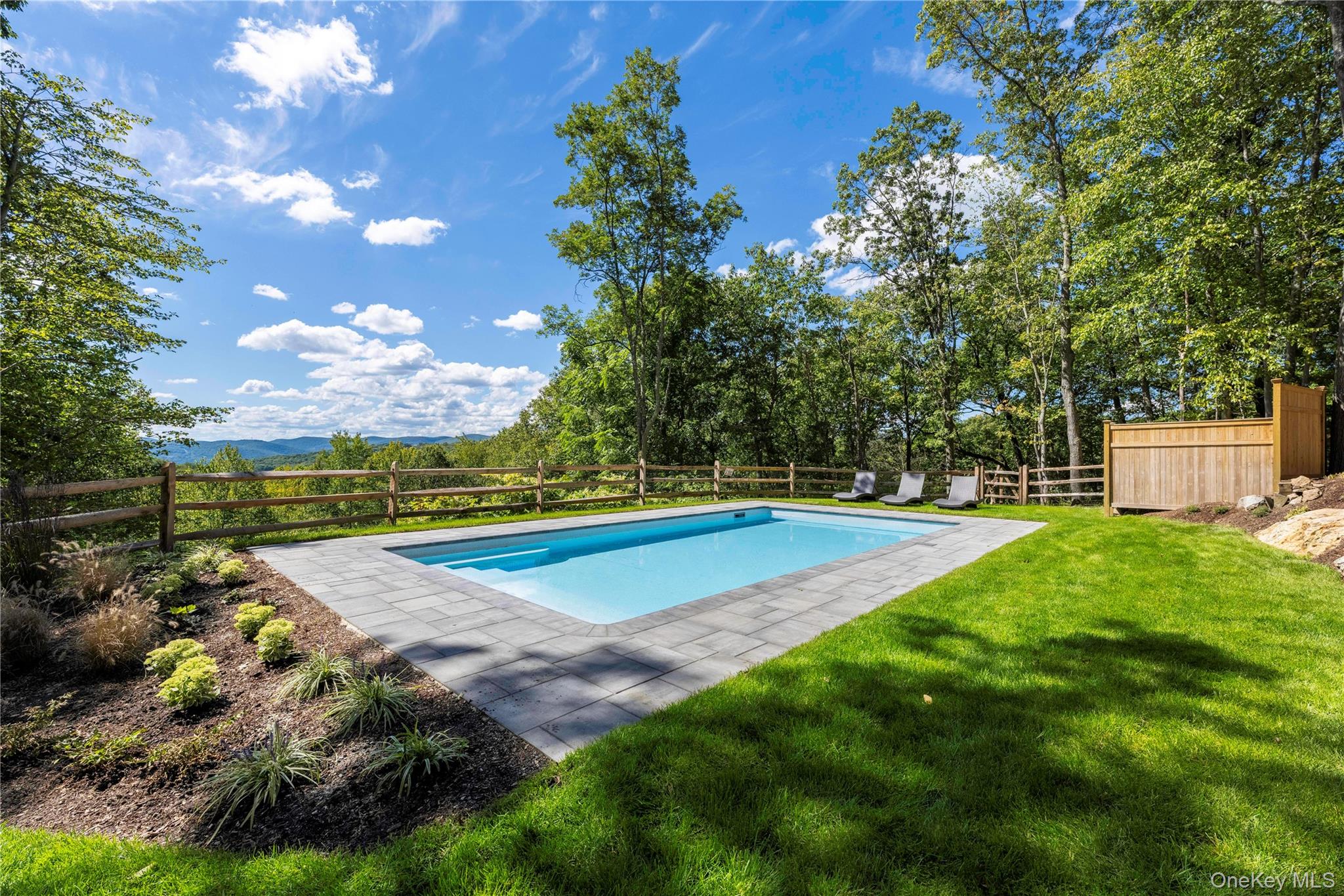 35 Garrison Woods Road, Garrison, NY 10524