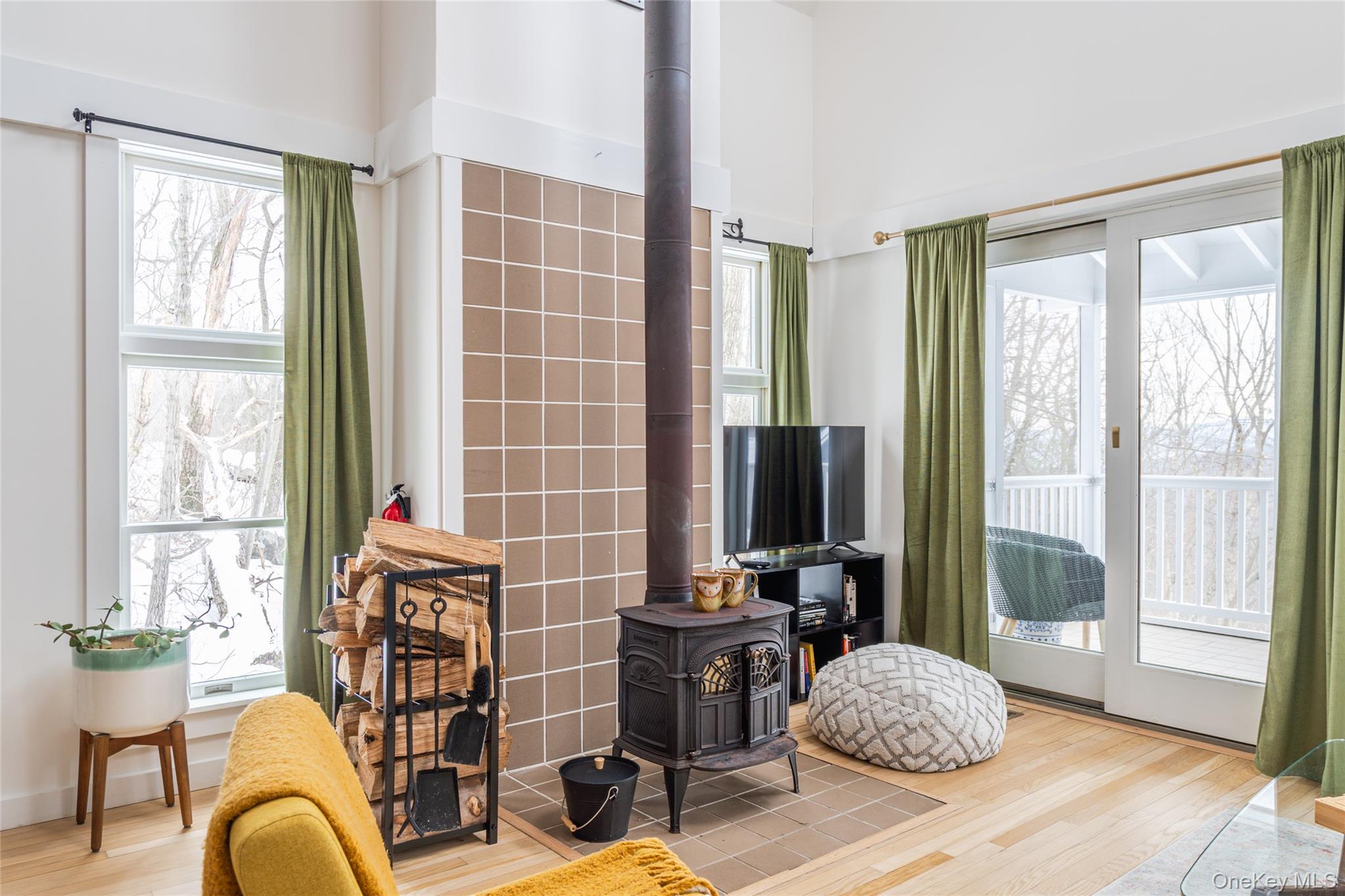 35 Garrison Woods Road, Garrison, NY 10524