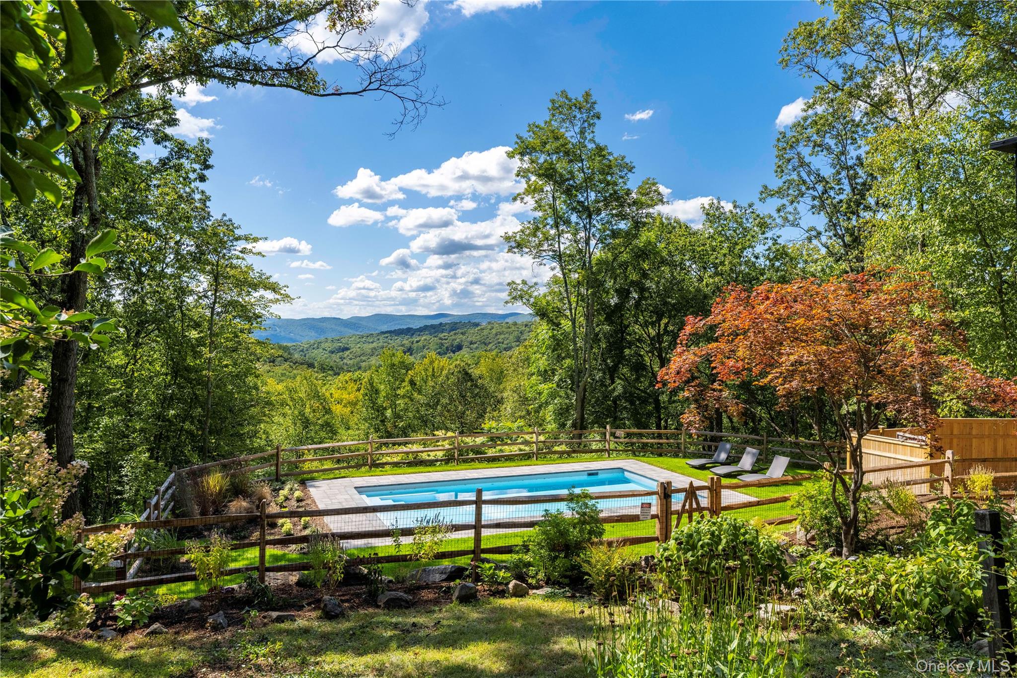 35 Garrison Woods Road, Garrison, NY 10524