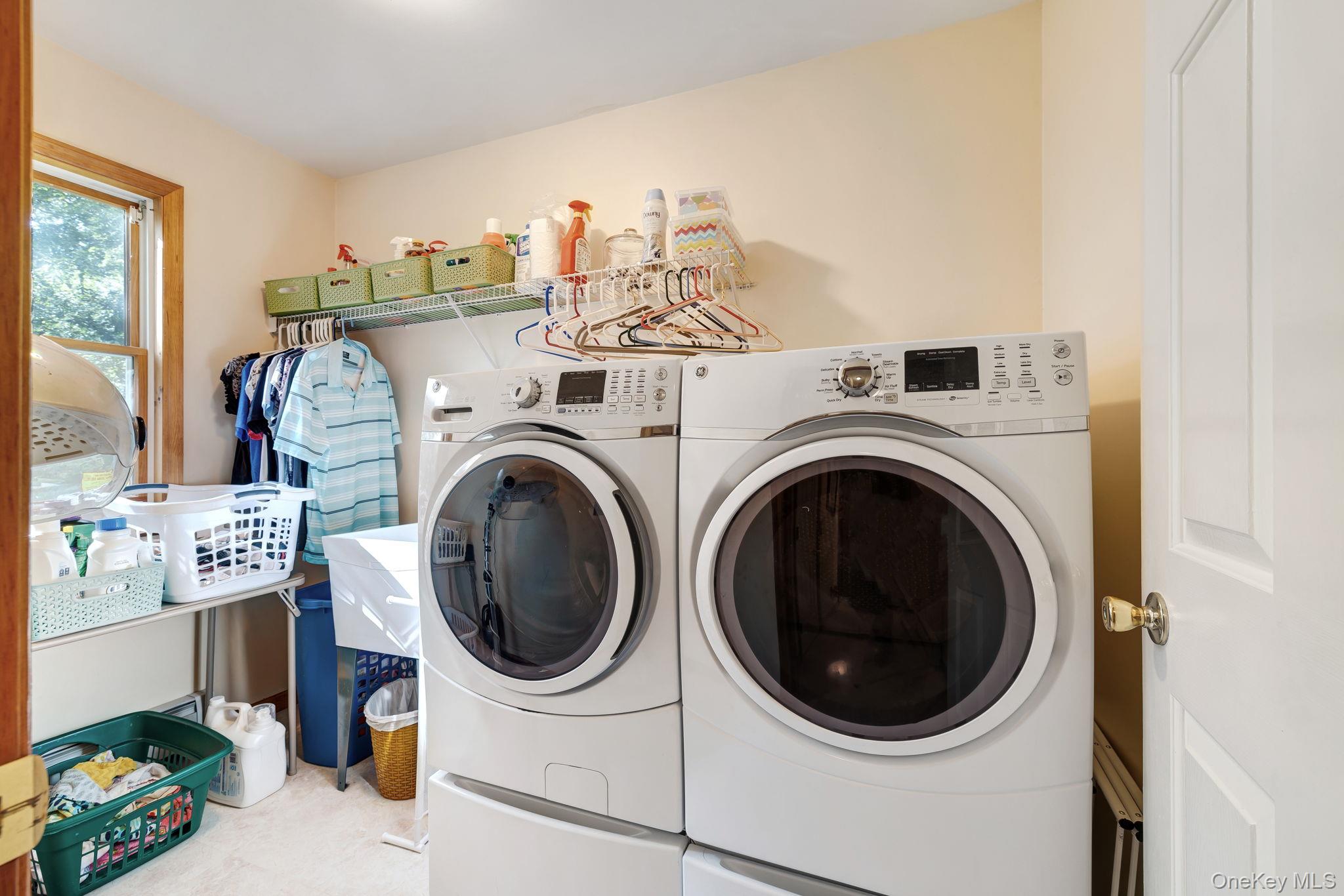 24 Hillcrest Drive, Salisbury Mills, NY 12577