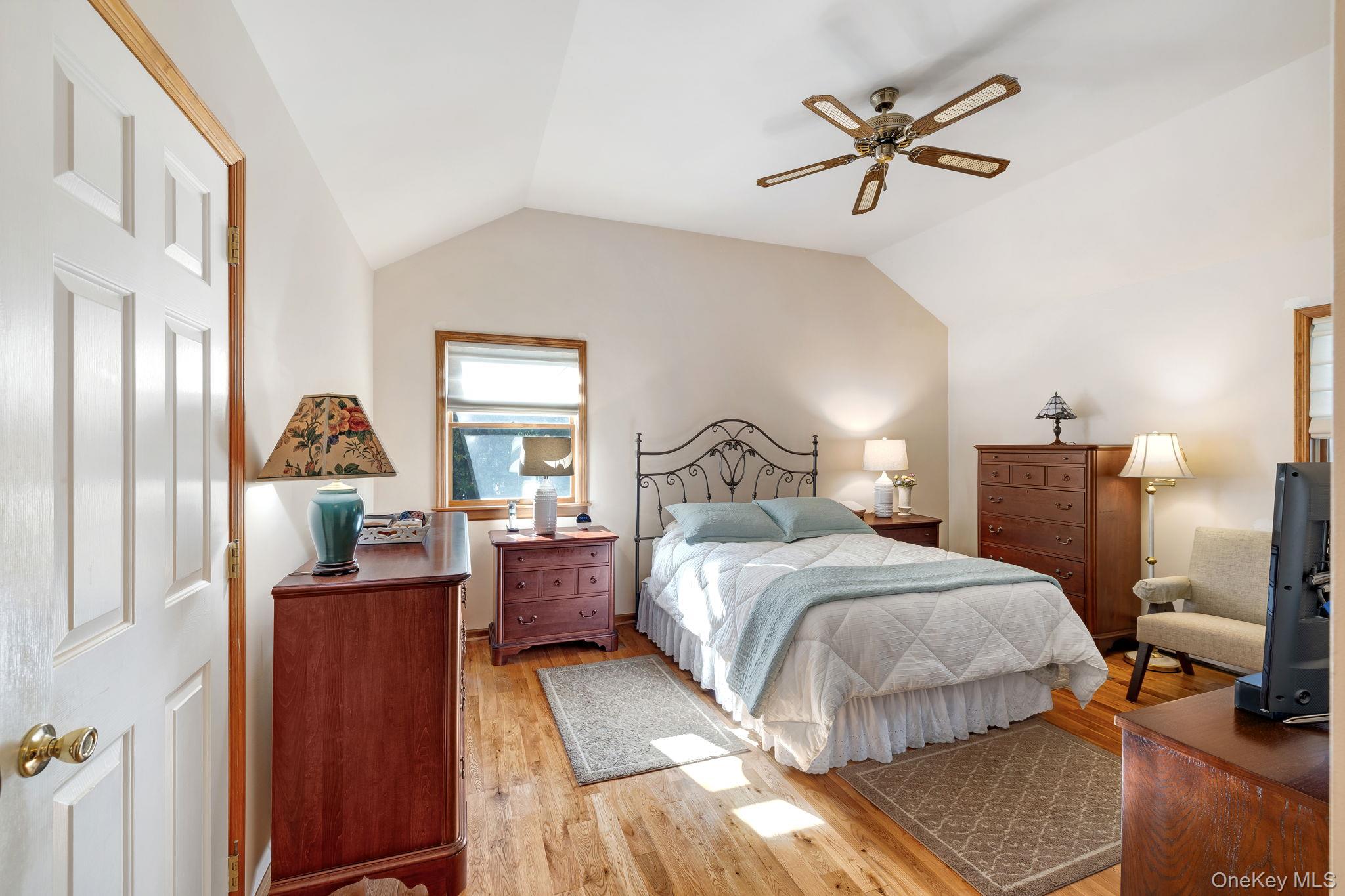 24 Hillcrest Drive, Salisbury Mills, NY 12577