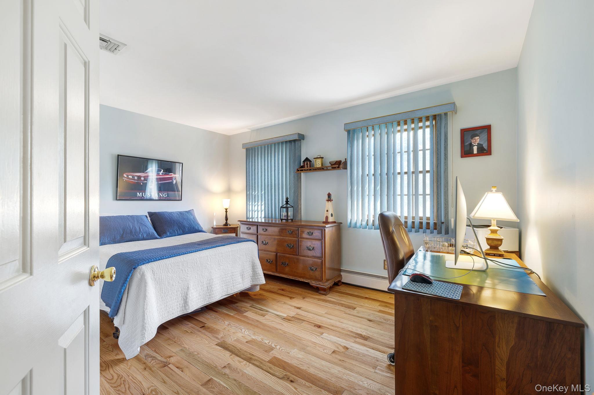 24 Hillcrest Drive, Salisbury Mills, NY 12577