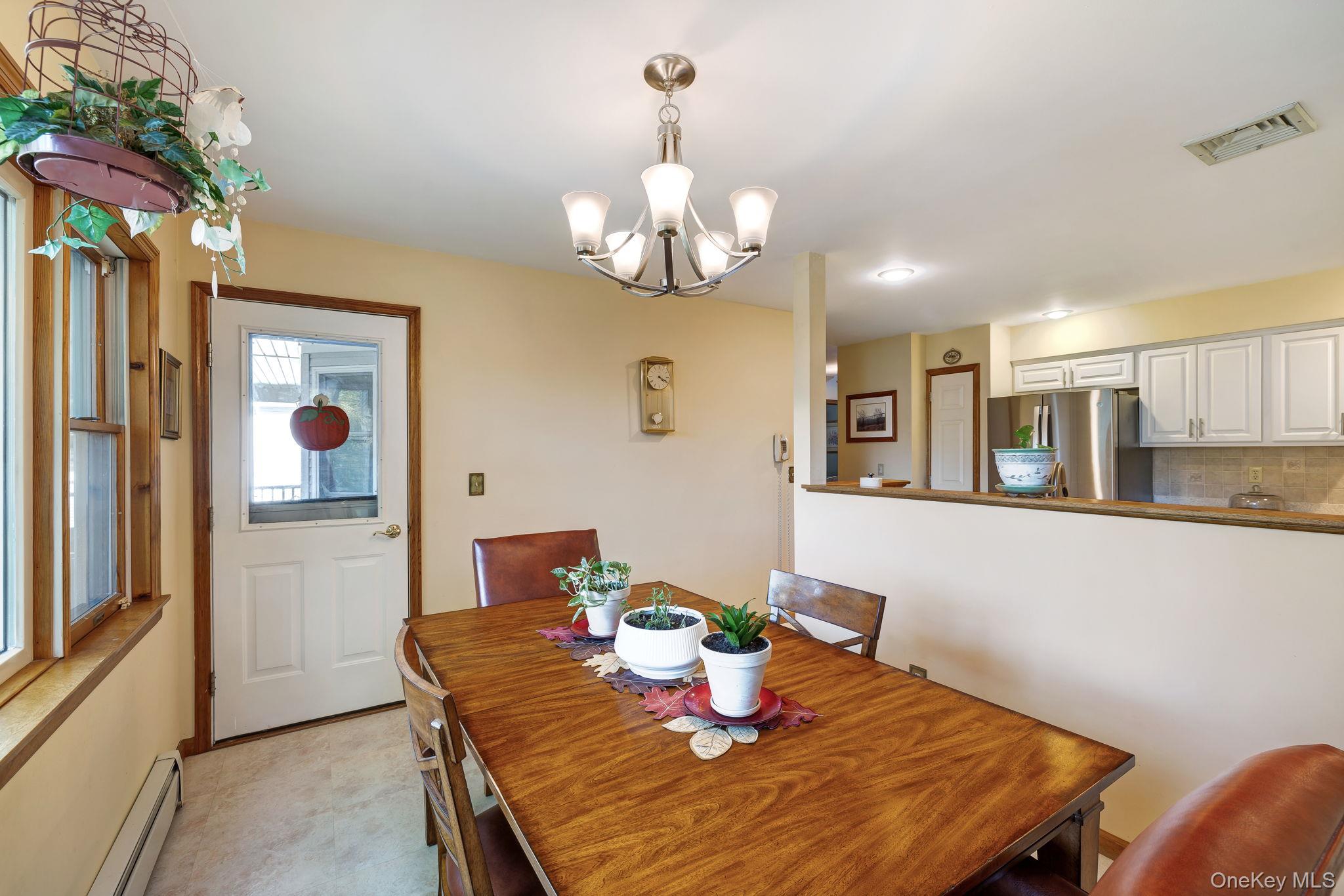 24 Hillcrest Drive, Salisbury Mills, NY 12577