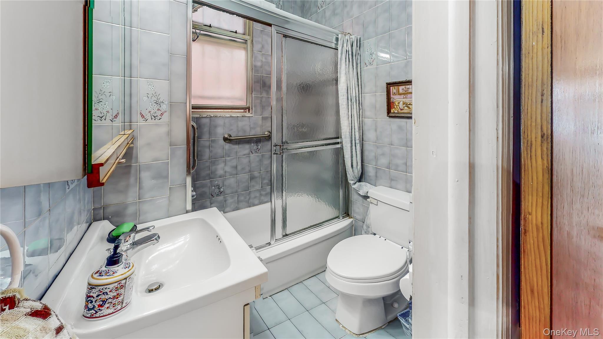 31-71 32 Street, Astoria, NY 11106