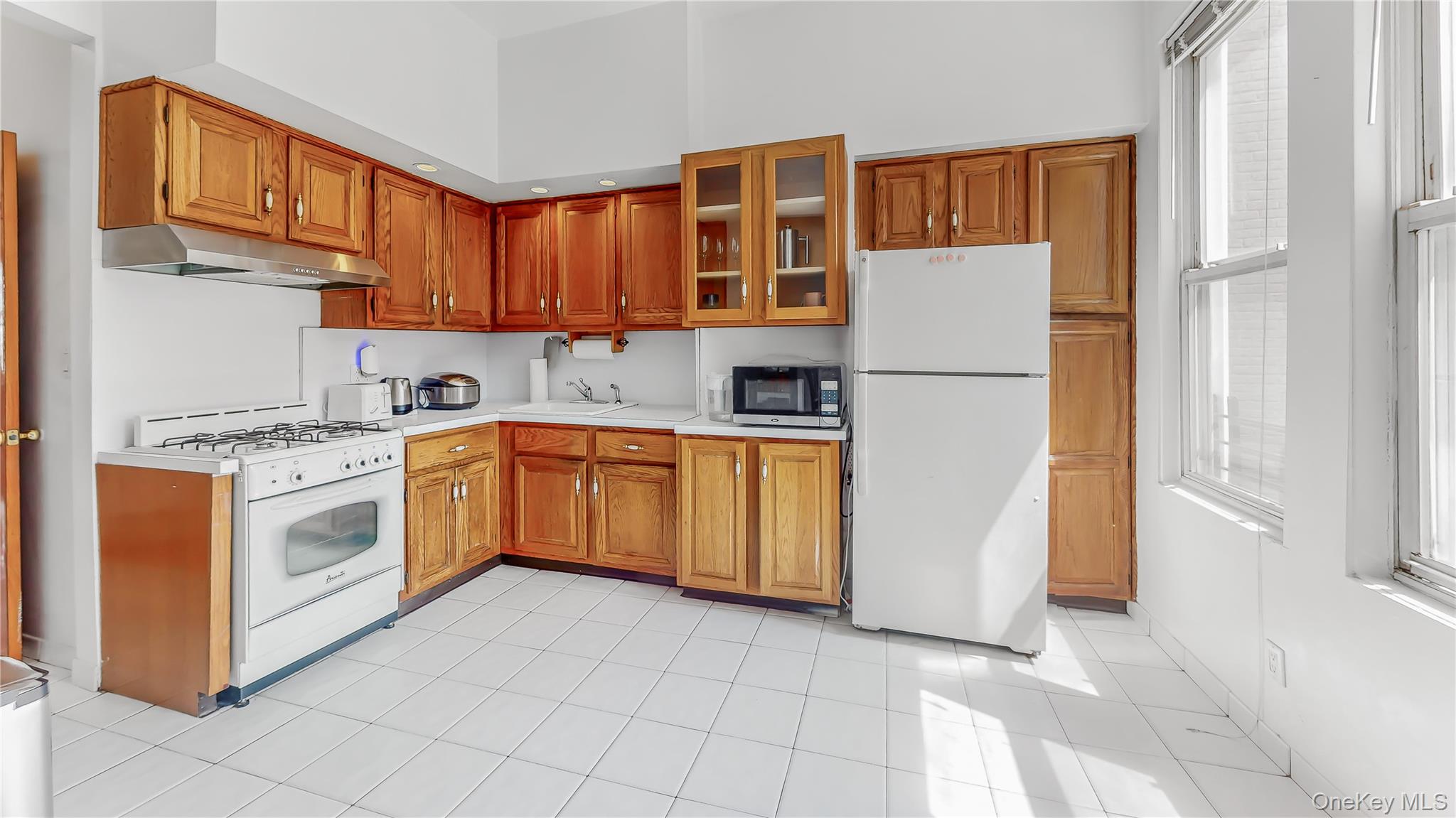 31-71 32 Street, Astoria, NY 11106