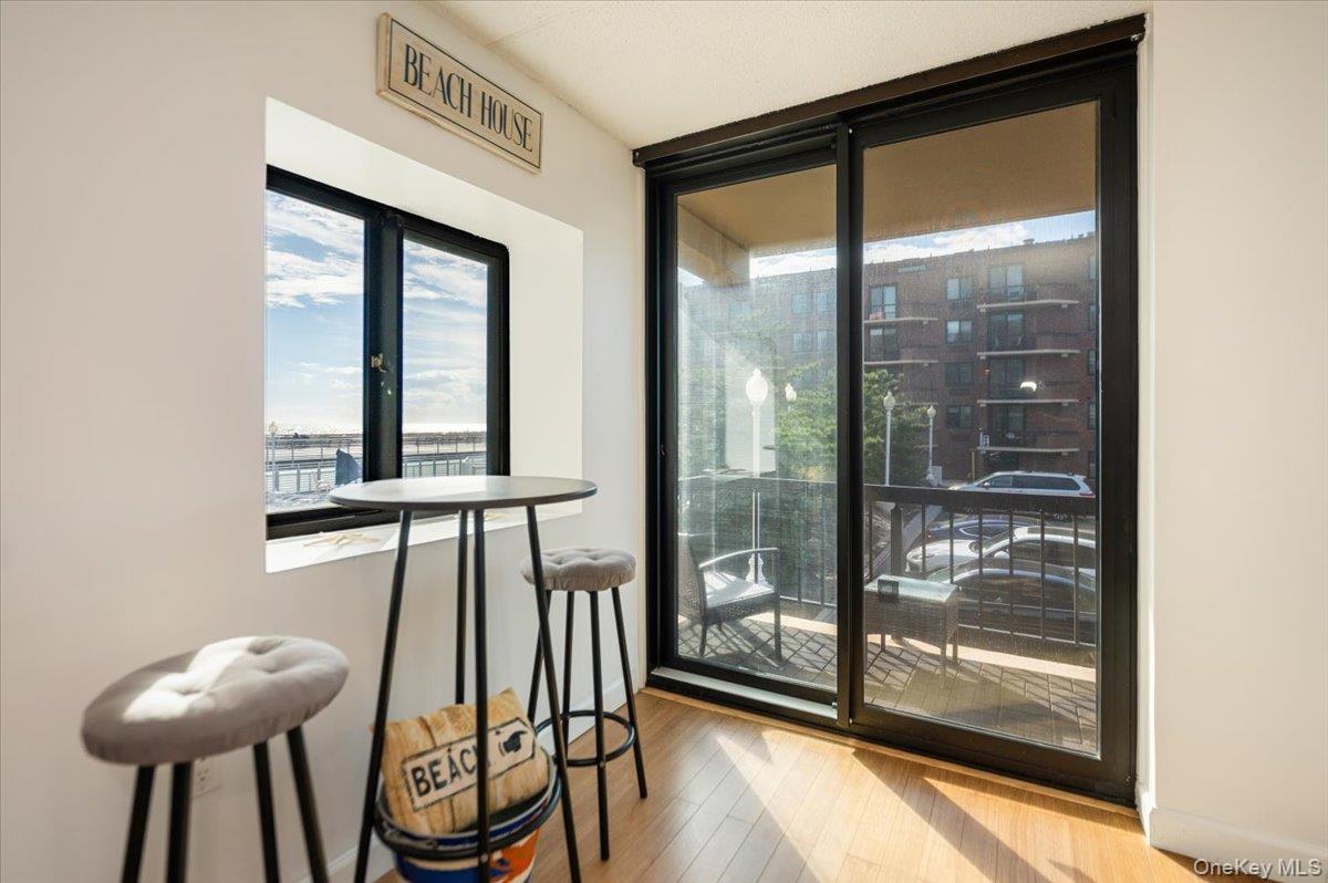 730 W Broadway # 2J, Long Beach, NY 11561