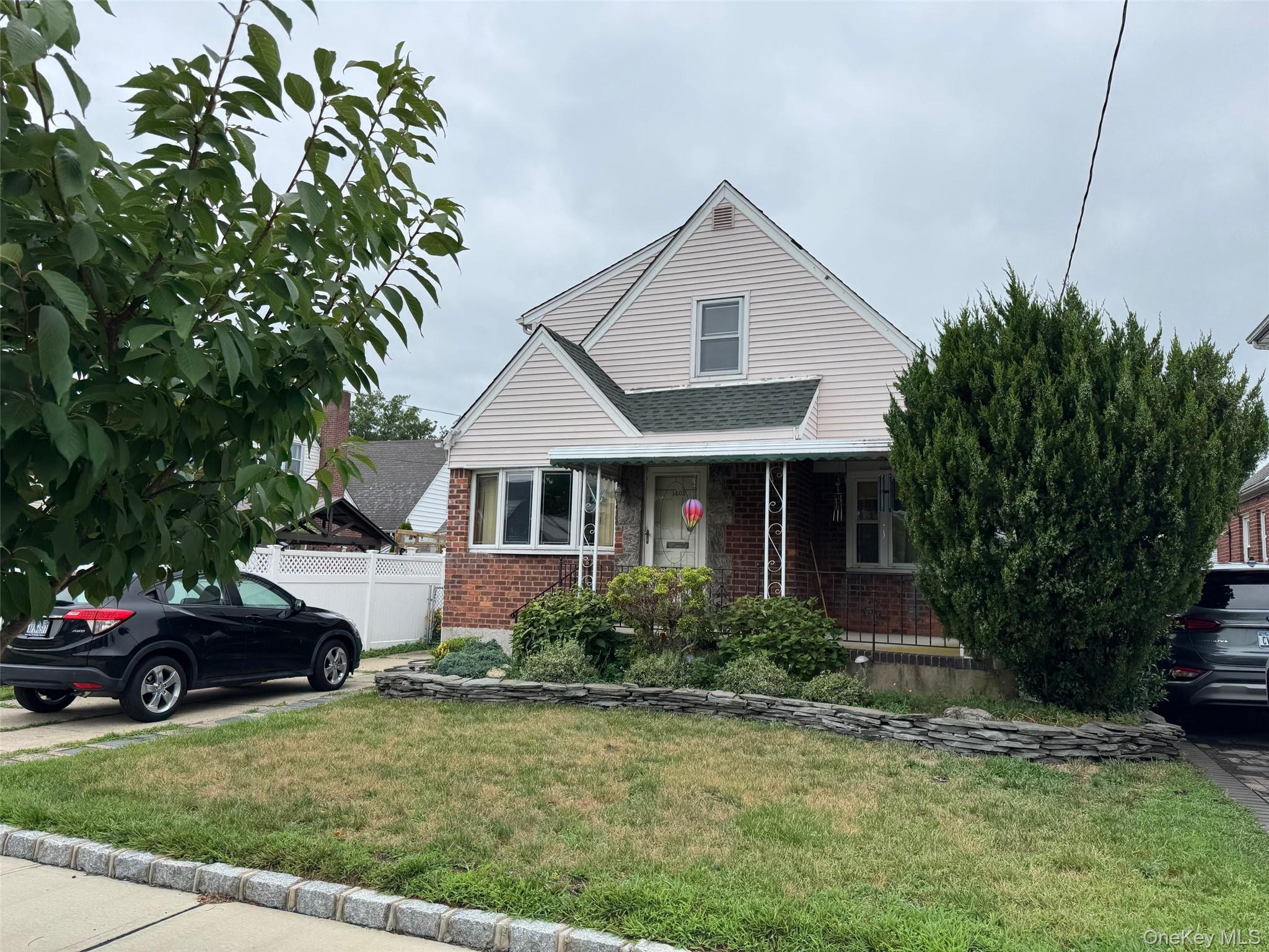 1403 Park Avenue, New Hyde Park, NY 11040