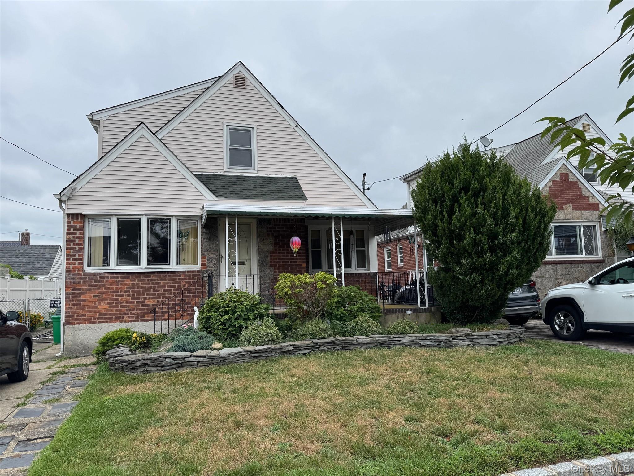 1403 Park Avenue, New Hyde Park, NY 11040