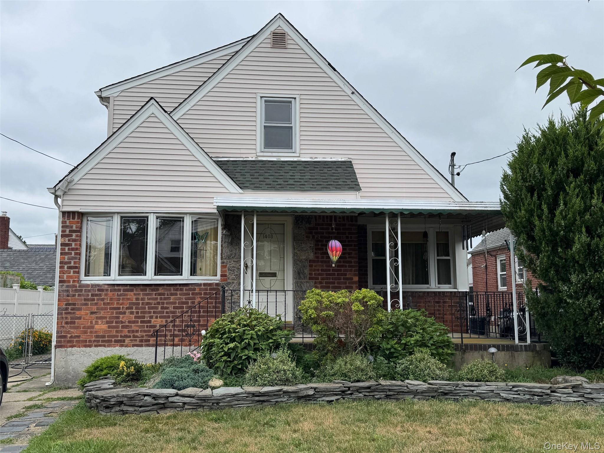 1403 Park Avenue, New Hyde Park, NY 11040