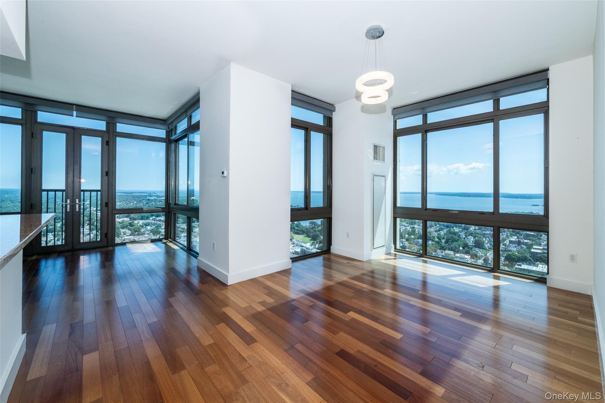 175 Huguenot Street # PH 701, New Rochelle, NY 10801