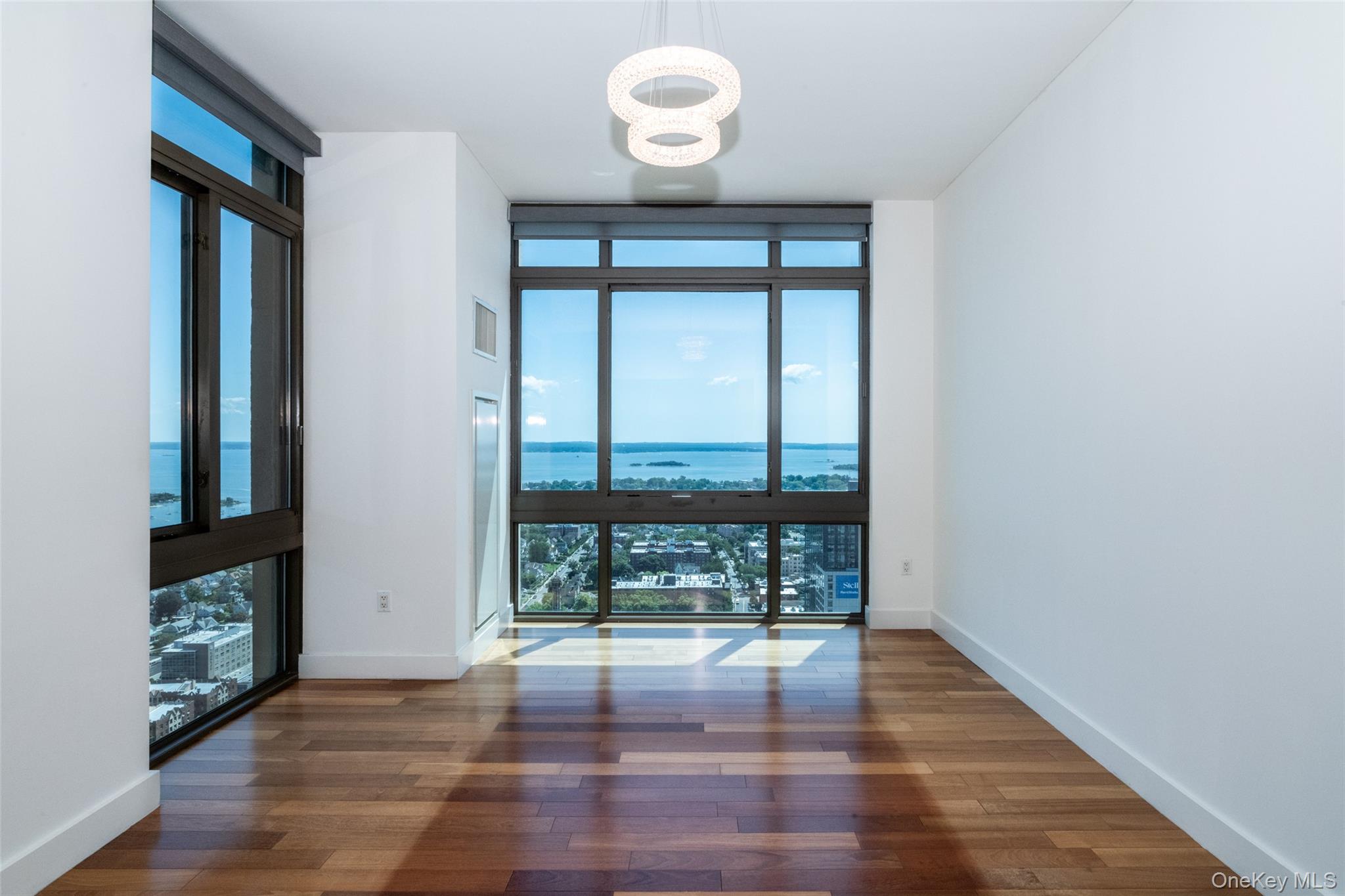 175 Huguenot Street # PH 701, New Rochelle, NY 10801