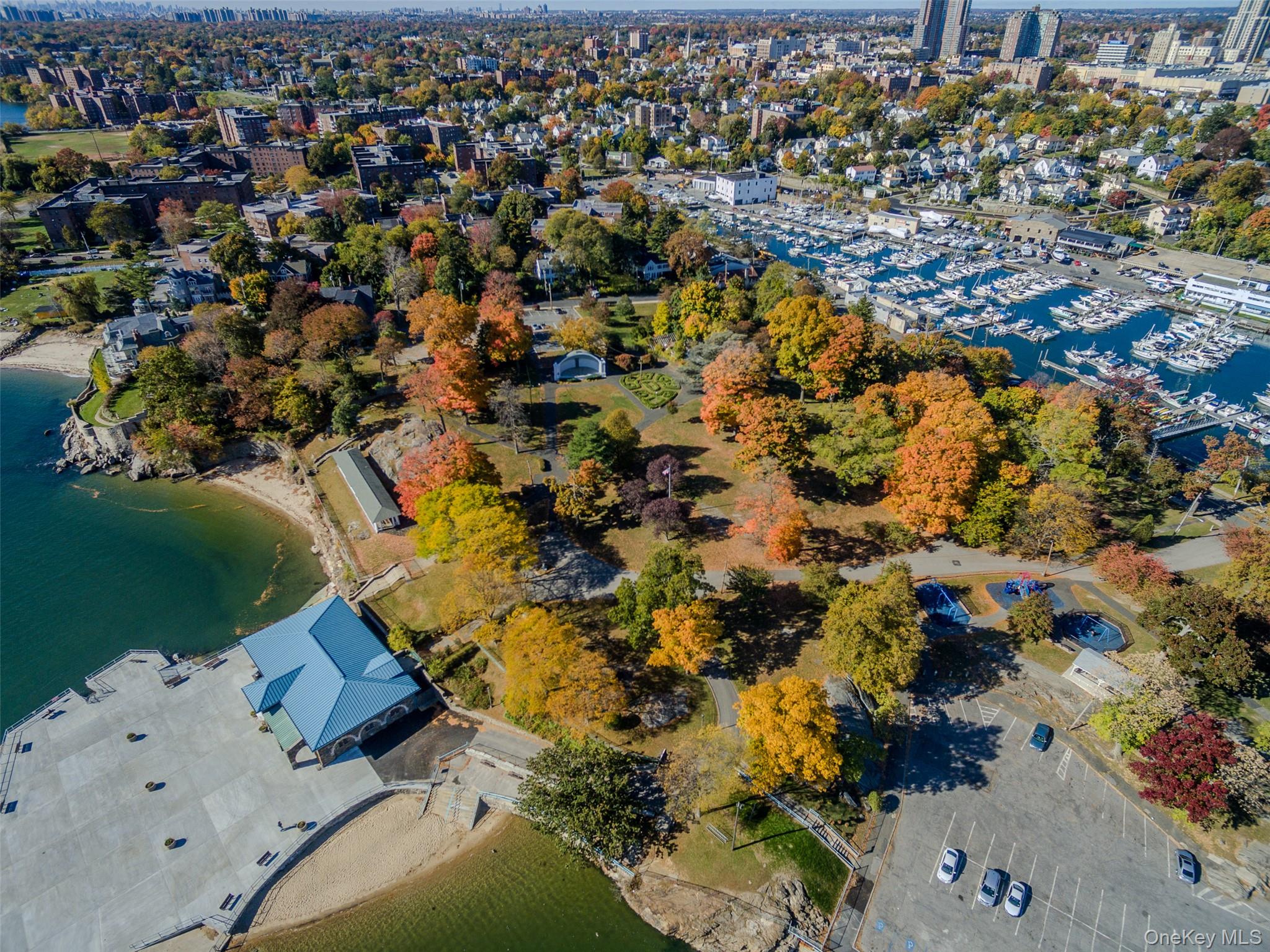 175 Huguenot Street # PH 701, New Rochelle, NY 10801