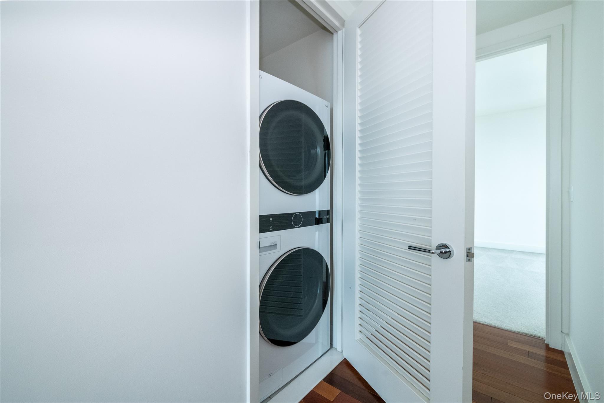 175 Huguenot Street # PH 701, New Rochelle, NY 10801