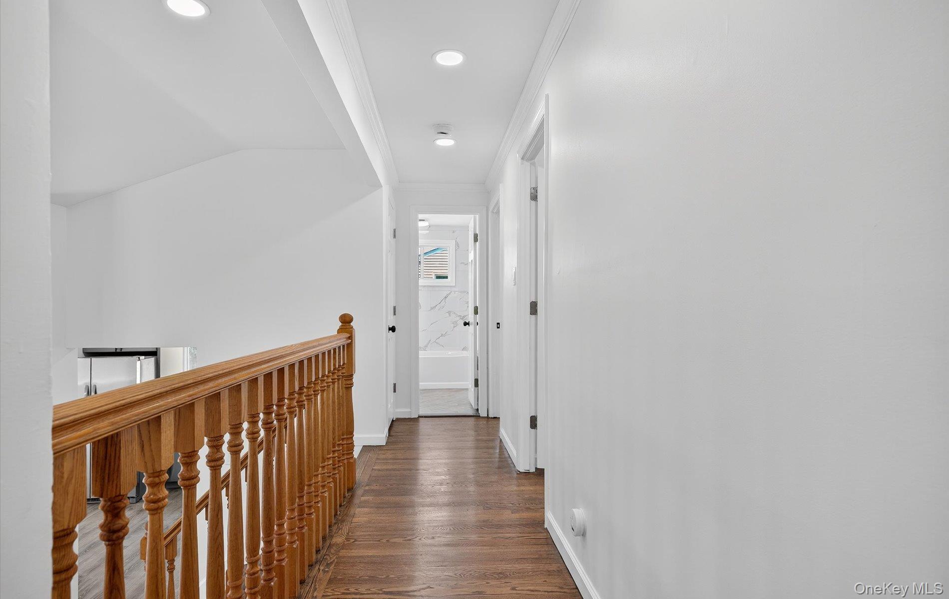 14 Elwin Place, East Northport, NY 11731