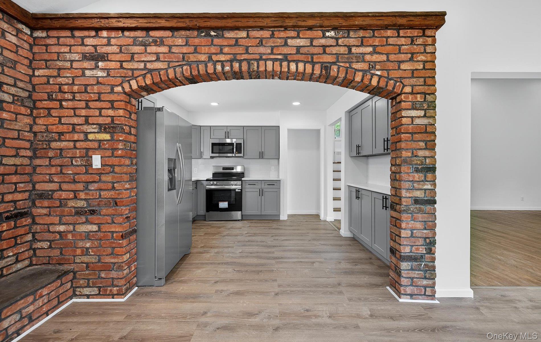 14 Elwin Place, East Northport, NY 11731