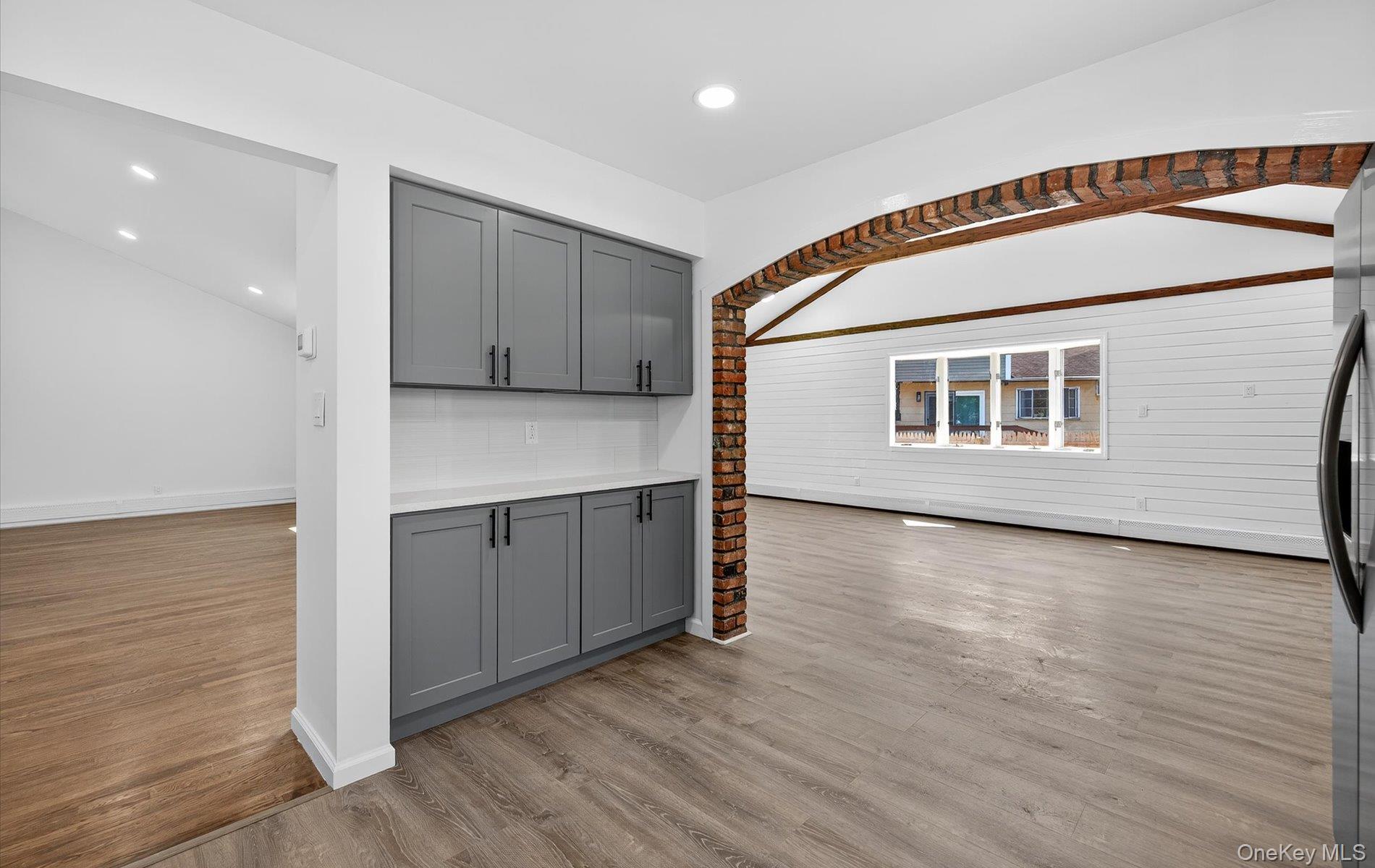 14 Elwin Place, East Northport, NY 11731