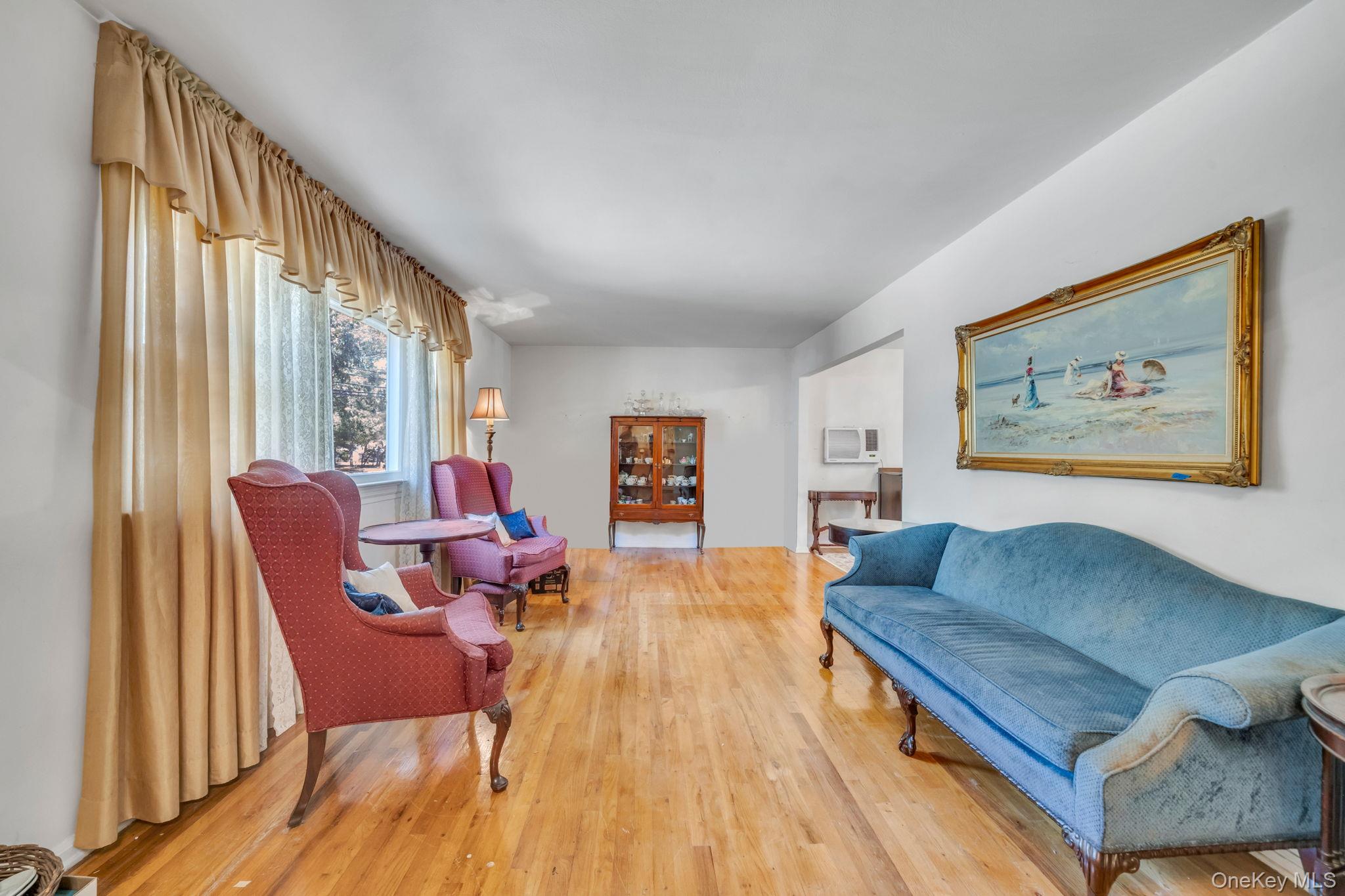 172 Norwood Avenue, Port Jefferson Station, NY 11776