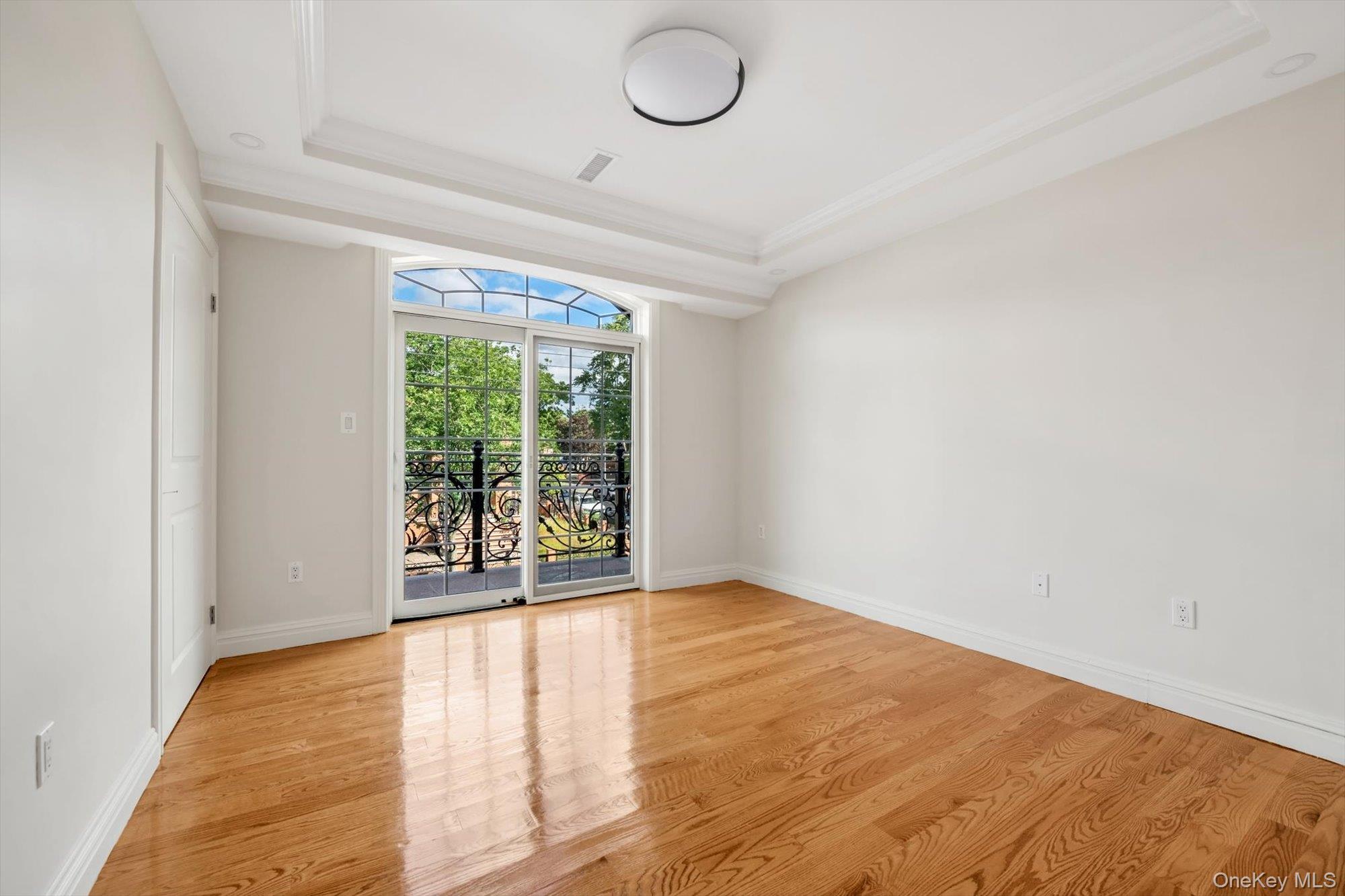 57-27 246th Place, Little Neck, NY 11362