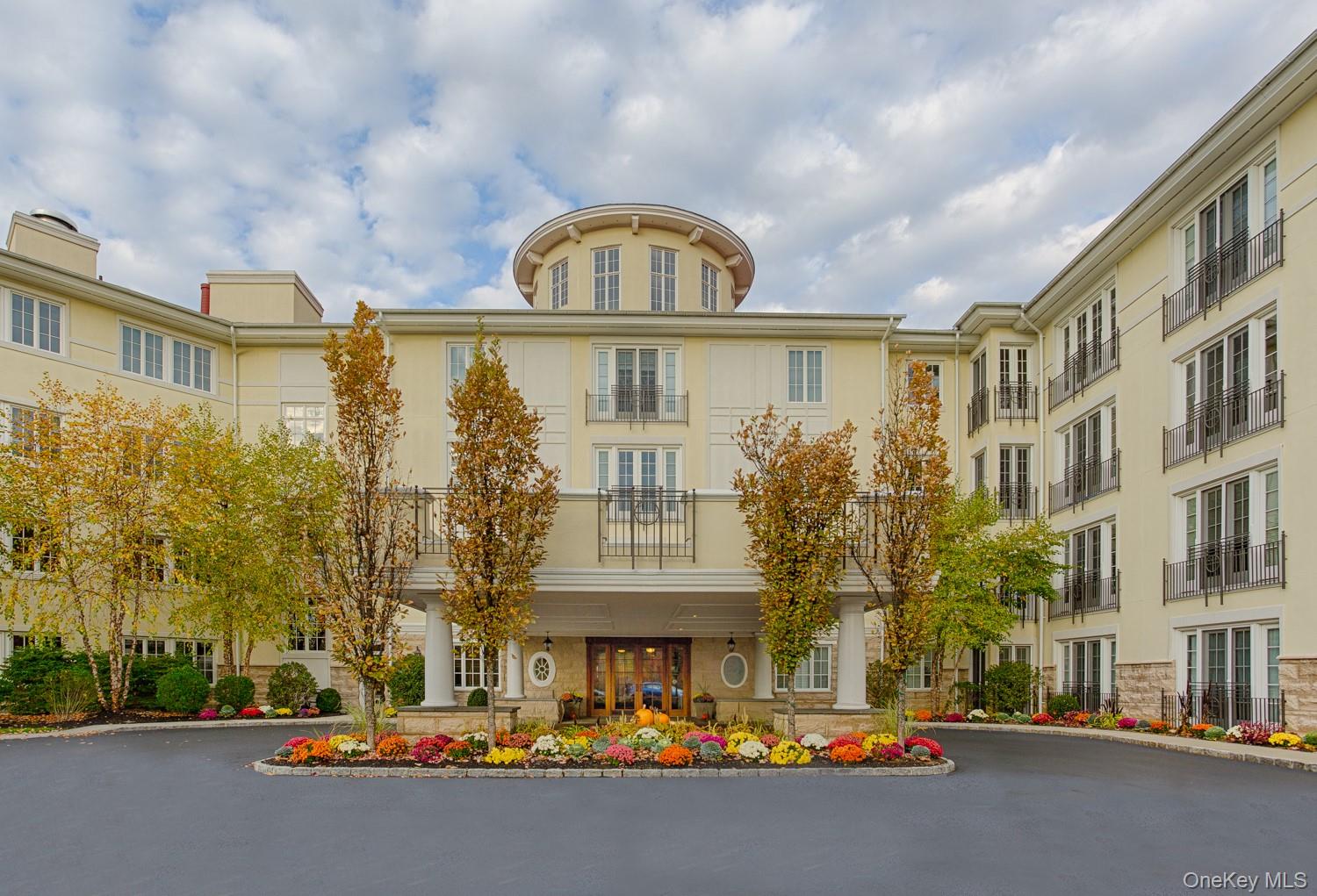 213 Trump Park # 213, Shrub Oak, NY 10598