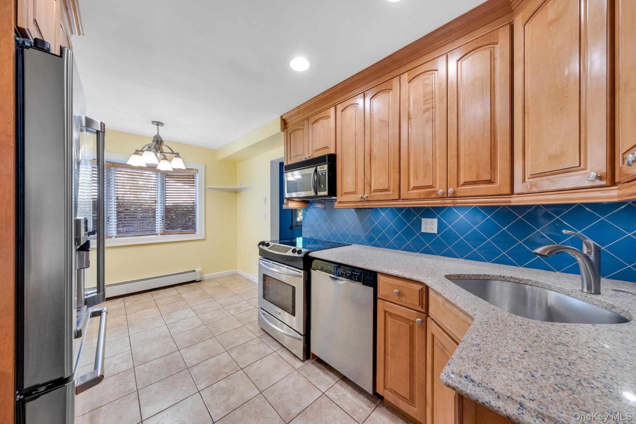 5 Montrose Lane, East Northport, NY 11731