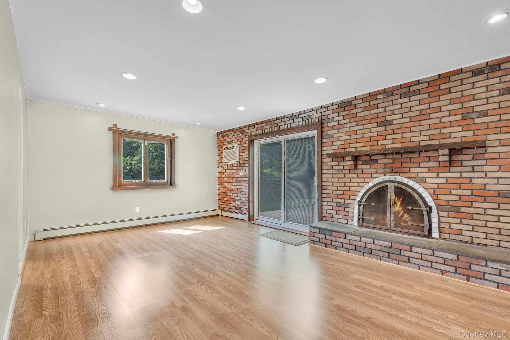 5 Montrose Lane, East Northport, NY 11731