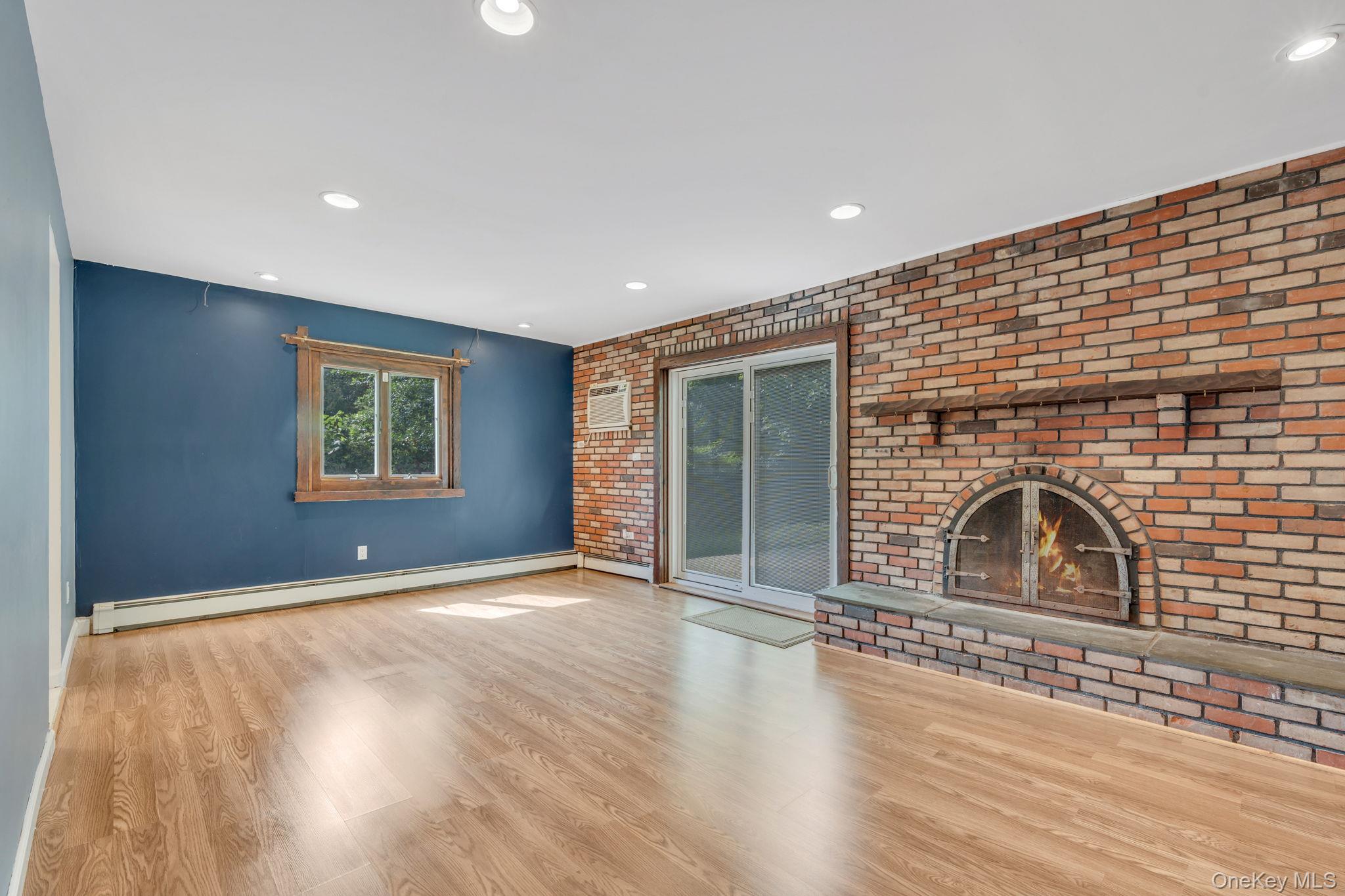 5 Montrose Lane, East Northport, NY 11731