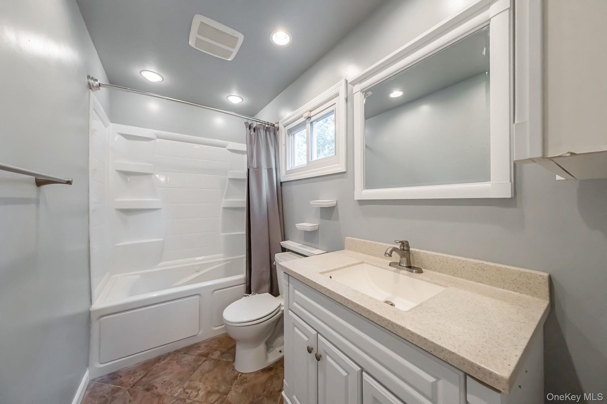 5 Montrose Lane, East Northport, NY 11731