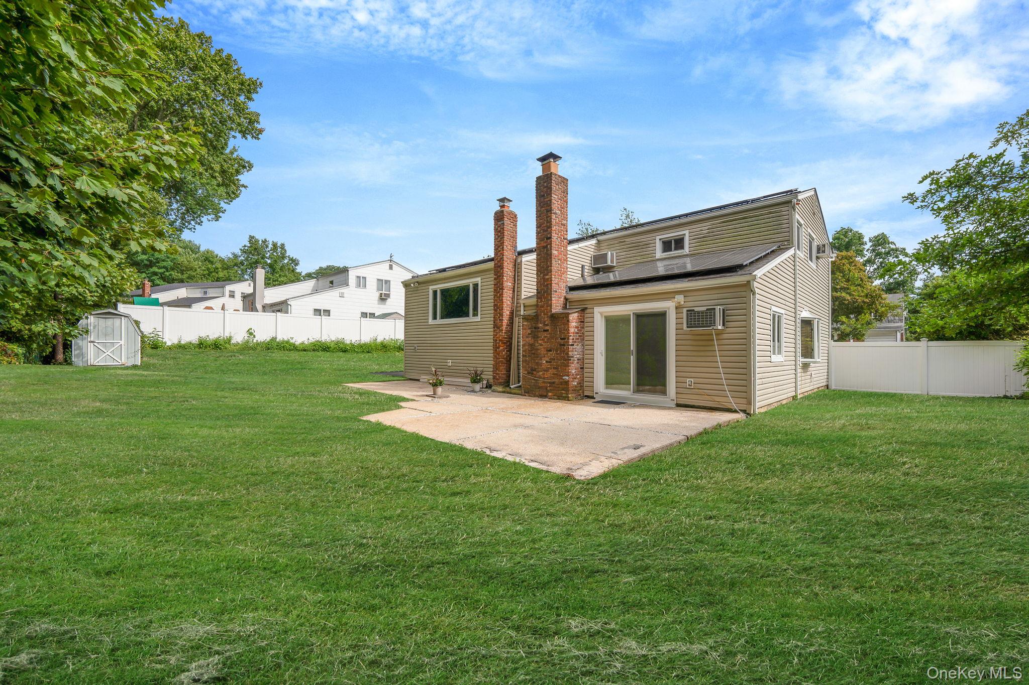 5 Montrose Lane, East Northport, NY 11731