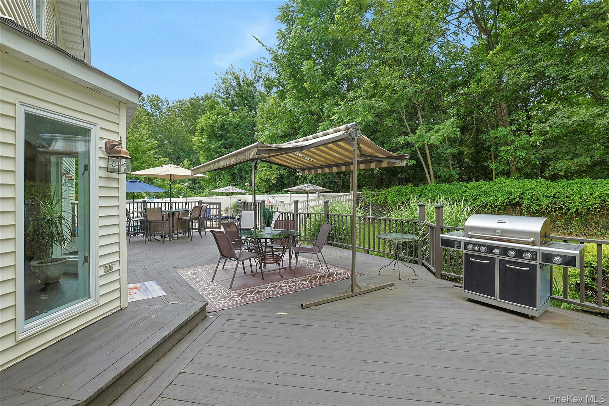 55 Burda Lane, New City, NY 10956