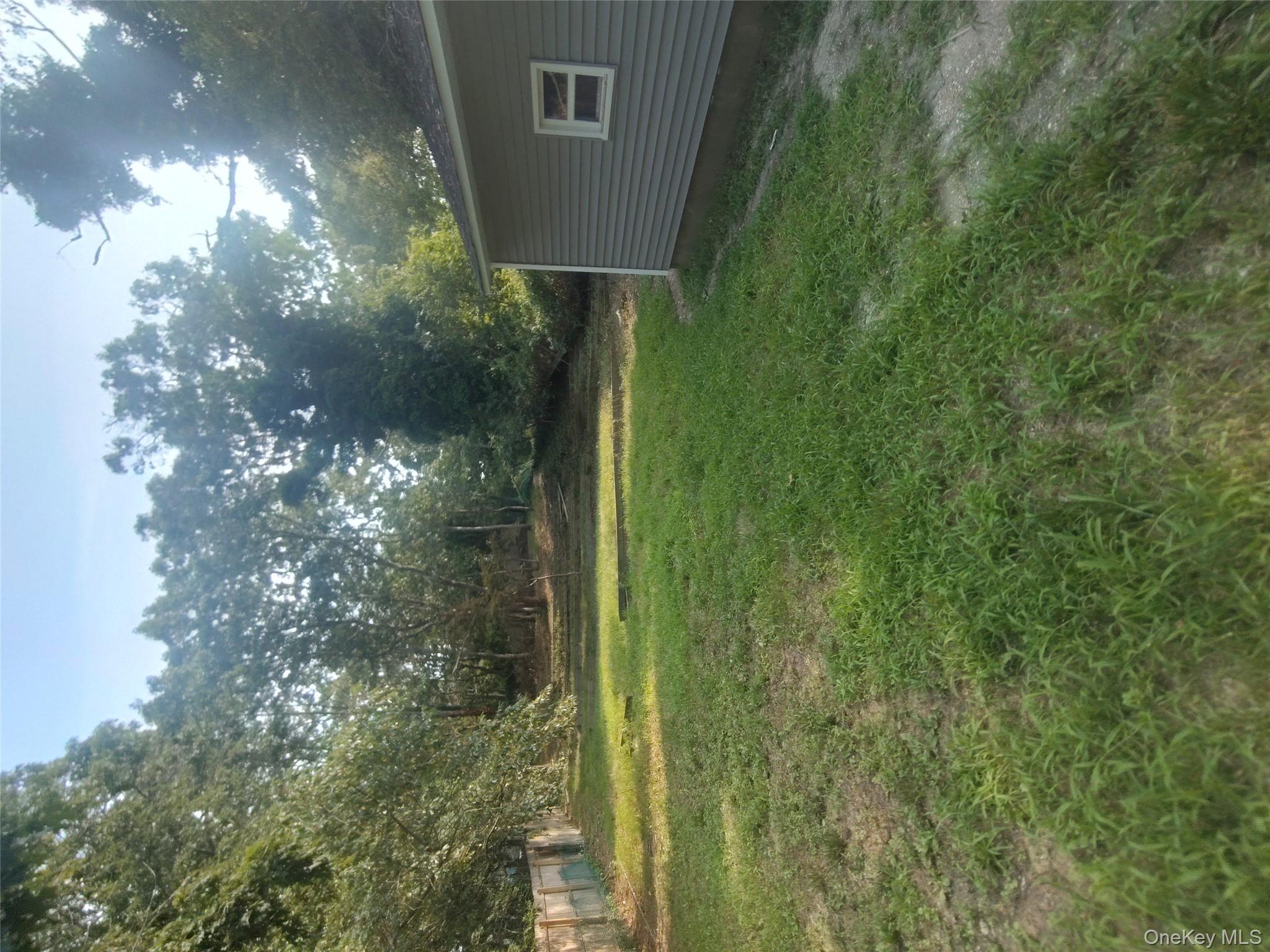 54 Meadowmere Avenue, Mastic, NY 11950