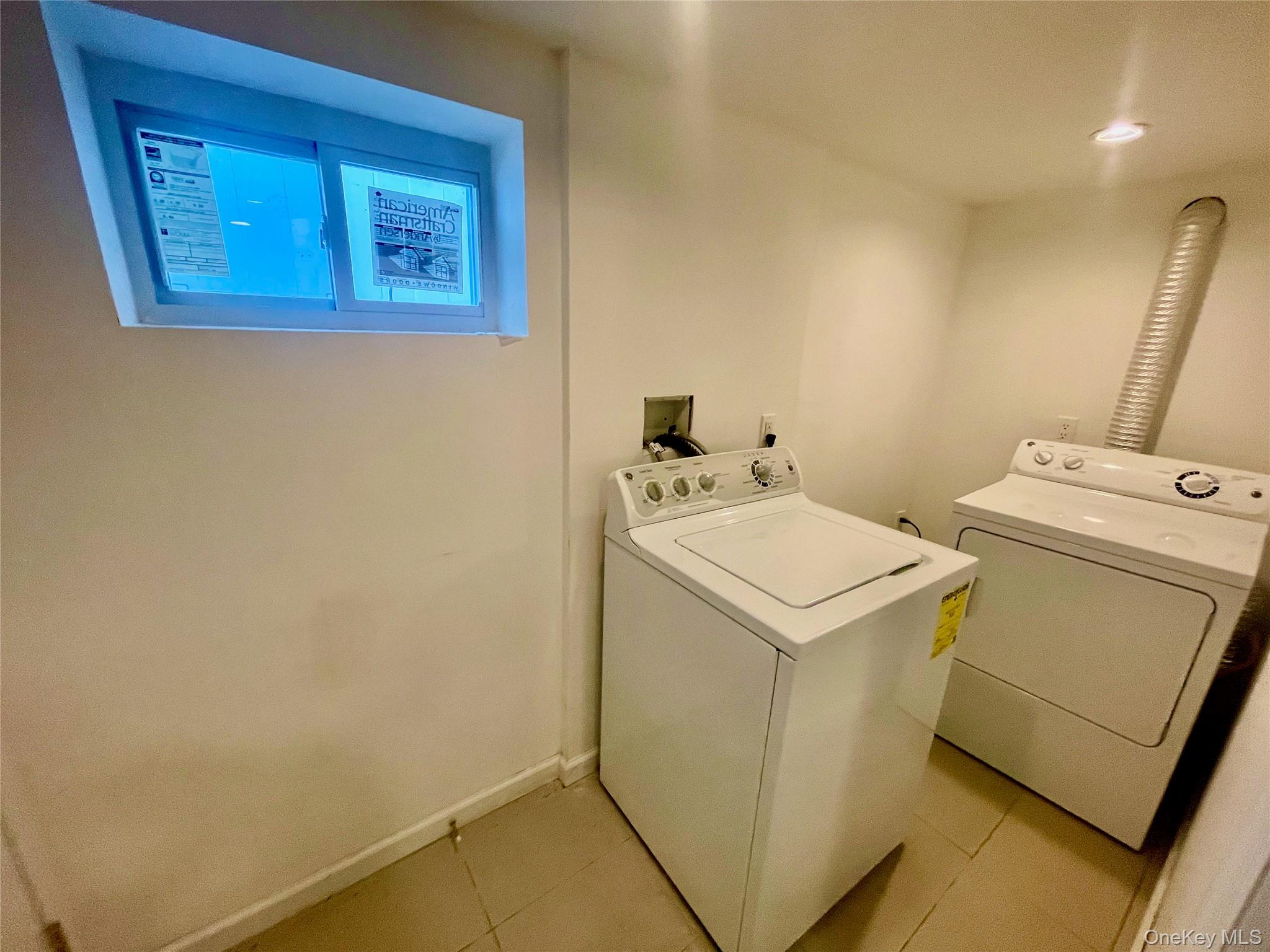 12419 6th Avenue, College Point, NY 11356