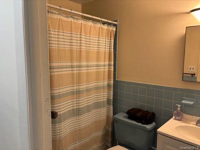 83 Justice Street, West Babylon, NY 11704