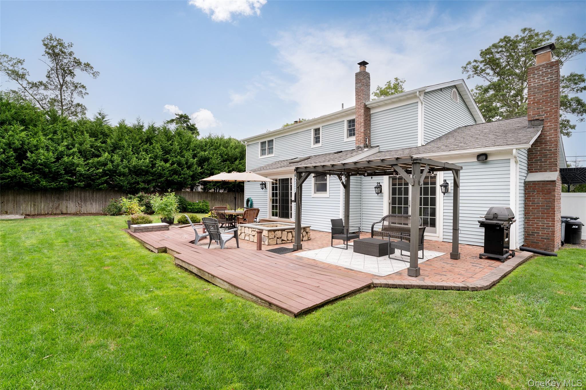 8 Miller Avenue, Shoreham, NY 11786